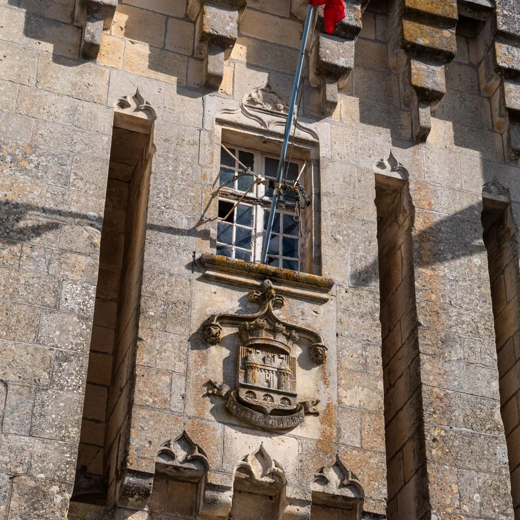 Le château de Jonzac Fenêtre